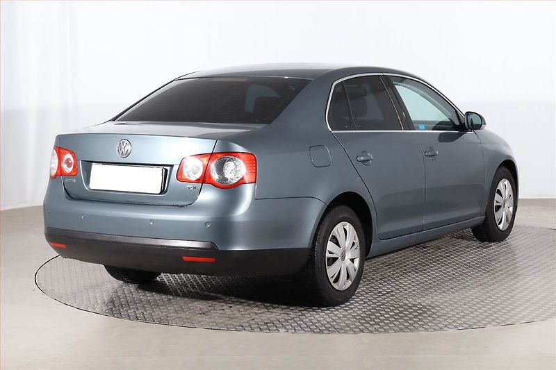 Volkswagen Jetta (2006) 1.9 TDI, Serv.kniha, po STK - fotka 5 z 18