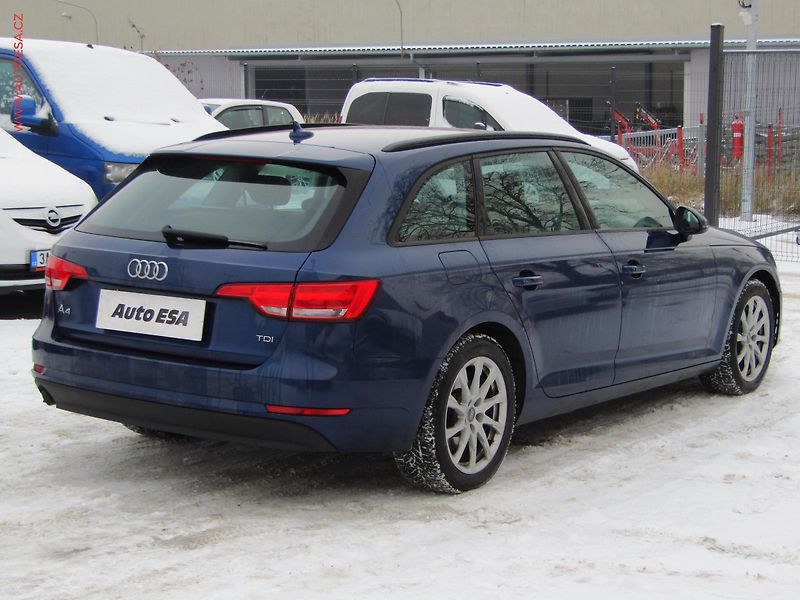 Audi A4 (2017) 2.0TDi Avant, AT, navi, park - fotka 4 z 24