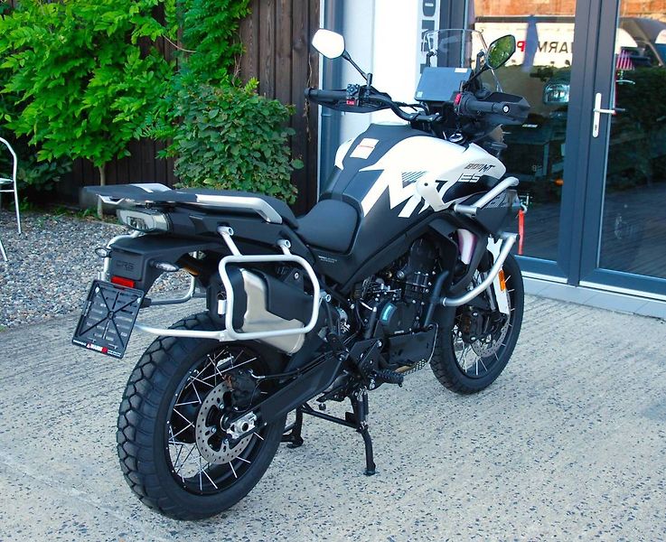 CFMOTO 800 MT (2026) 800MT - ES Explore WHITE - fotka 12 z 25