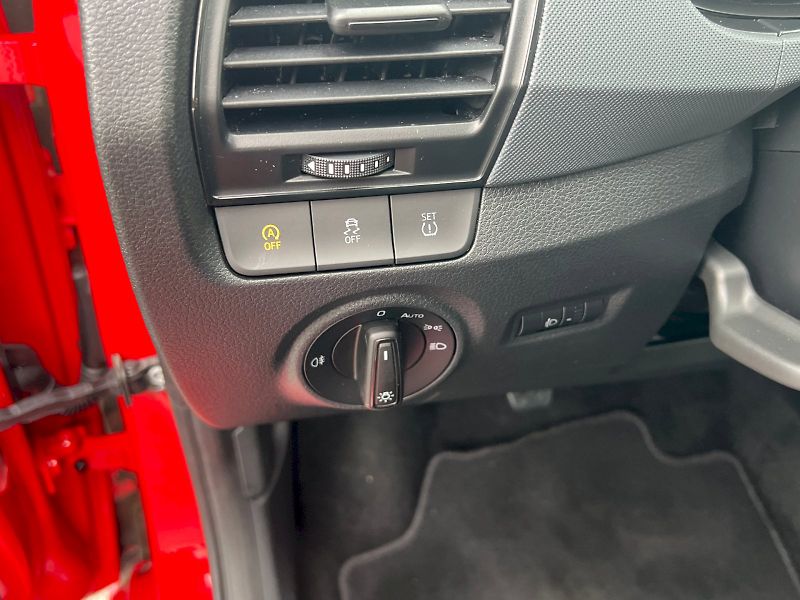 Škoda Fabia (2019) Active 1.0 MPi 44kW 5°manuální - fotka 23 z 25