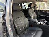 BMW Řada 5 (2023) 530d Touring xDrive - náhled 36