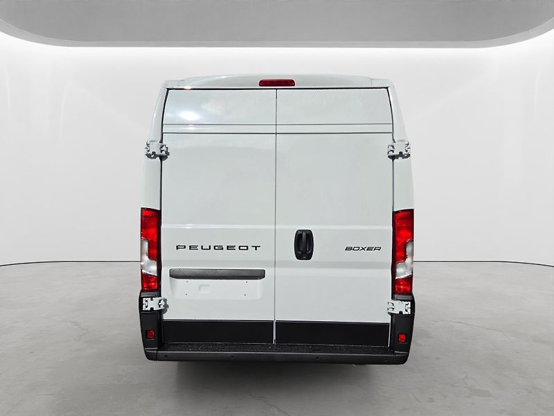 Peugeot Boxer (2025) Furgon 3500 L2H2 BlueHDi 140k - fotka 6 z 8