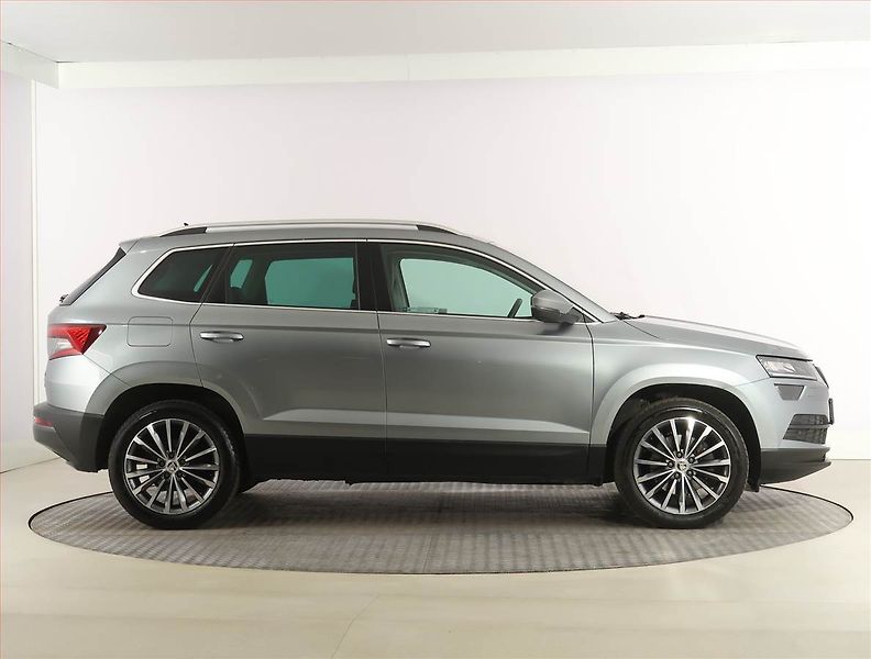 Škoda Karoq (2019) 2.0 TDI, 4X4, Automat - fotka 6 z 29