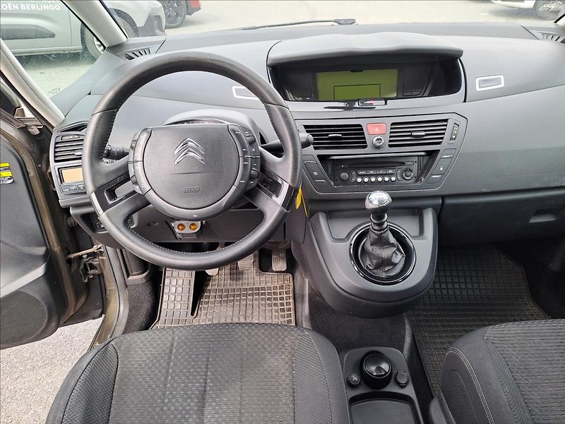 Citroën C4 Picasso 1,6 HDI 7 MÍST KOUPENO CZ - fotka 9 z 15