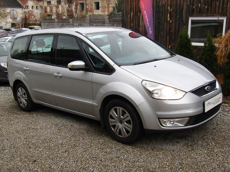 Ford Galaxy (2006) 2.0 TDCi 96kW  ZIMNÍ PNEU 7MÍS - fotka 7 z 40