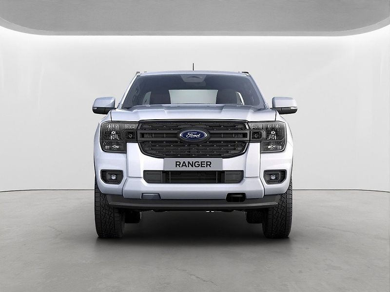 Ford Ranger (2025) XLT Double Cab 2,0 EcoBlue 125 - fotka 2 z 8