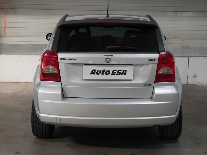Dodge Caliber (2006) 2.0CRDi, ČR, AC, výhřev sed - fotka 5 z 16