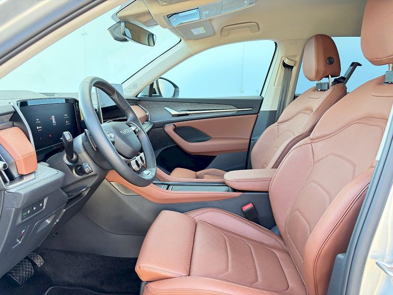 Škoda Kodiaq (2025) DSG 1.5 TSI / iV 150kW / EXCLU - fotka 6 z 35