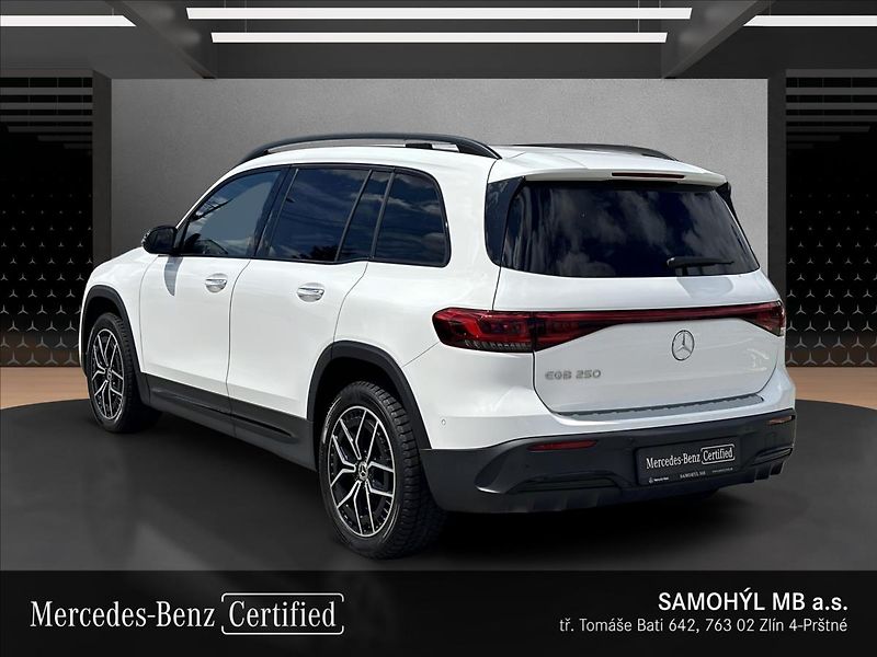 Mercedes-Benz EQB 250 AMG linie - fotka 3 z 13