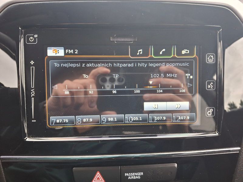 Suzuki Vitara (2024) Premium Hybrid Automat - fotka 25 z 35