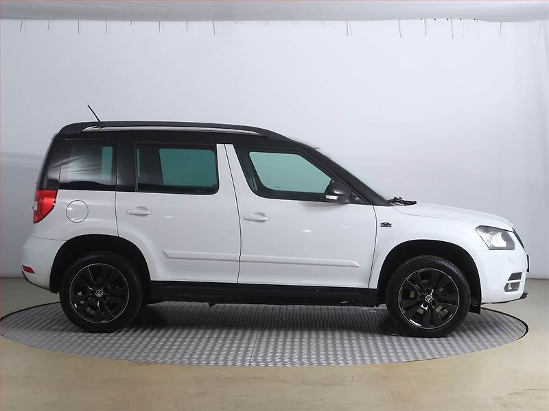 Škoda Yeti (2015) Monte Carlo 2.0 TDI, Navi - fotka 6 z 18
