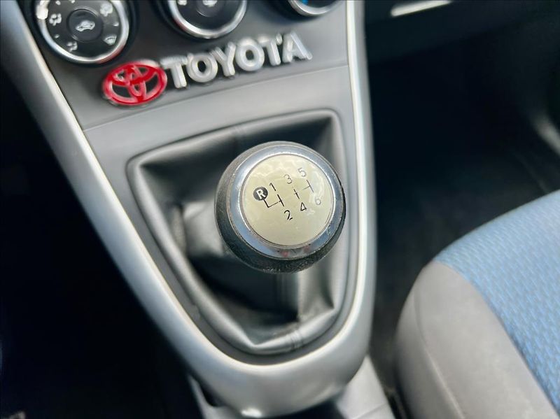 Toyota Verso 1,6 D-4D KLIMA - fotka 29 z 36
