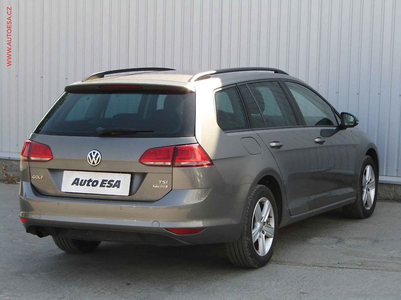 Volkswagen Golf (2014) 1.2 TSi, Comfortline, +kola - fotka 4 z 20