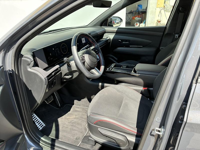 Hyundai Tucson 1.6 T-GDI DCT AWD Go Cz. N-Lin - fotka 10 z 21