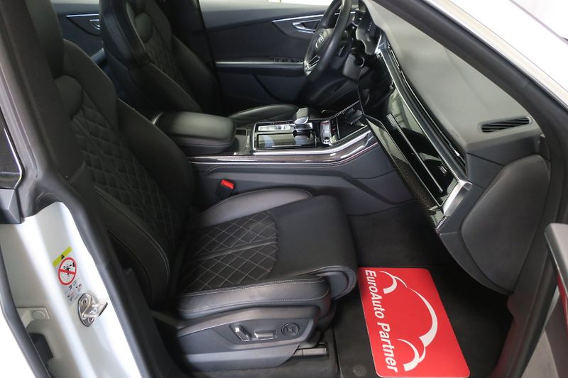 Audi SQ8 (2021) 4,0TDI V8 320 kW quattro - fotka 38 z 50