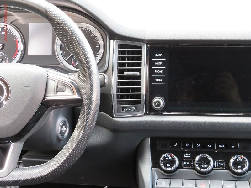 Škoda Kodiaq (2018) 1.5 TSI, 1.maj,ČR, SportLine - fotka 9 z 39