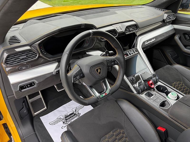 Lamborghini Urus (2019) 4.0 - V8 - KERAMIKY  - fotka 25 z 43