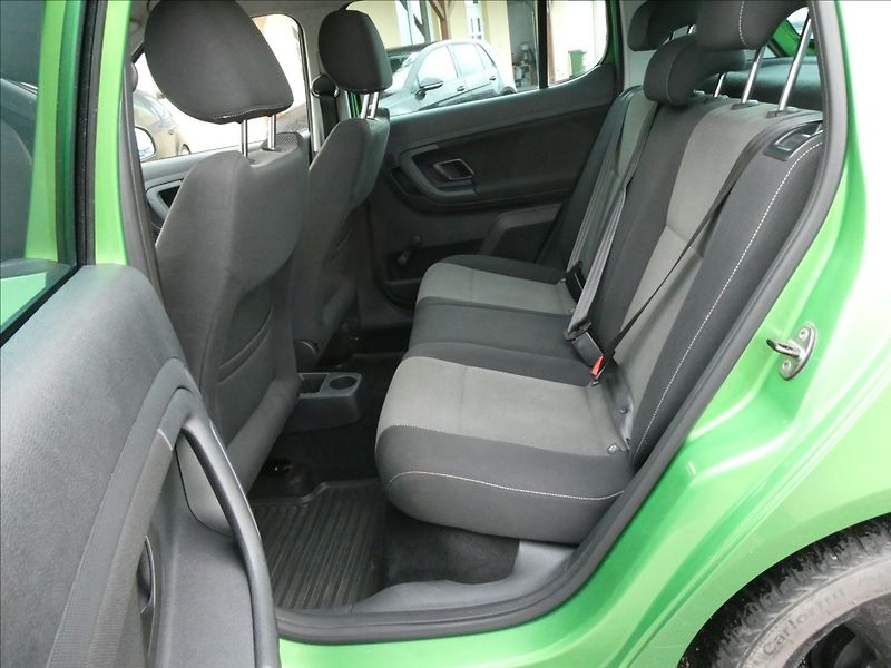 Škoda Fabia 1,2 TSi 63kW po servise,klima - fotka 17 z 36
