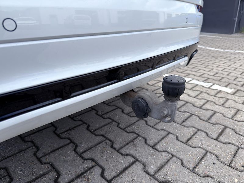 Volvo XC60 T8 AWD POLESTAR engineered - fotka 16 z 52