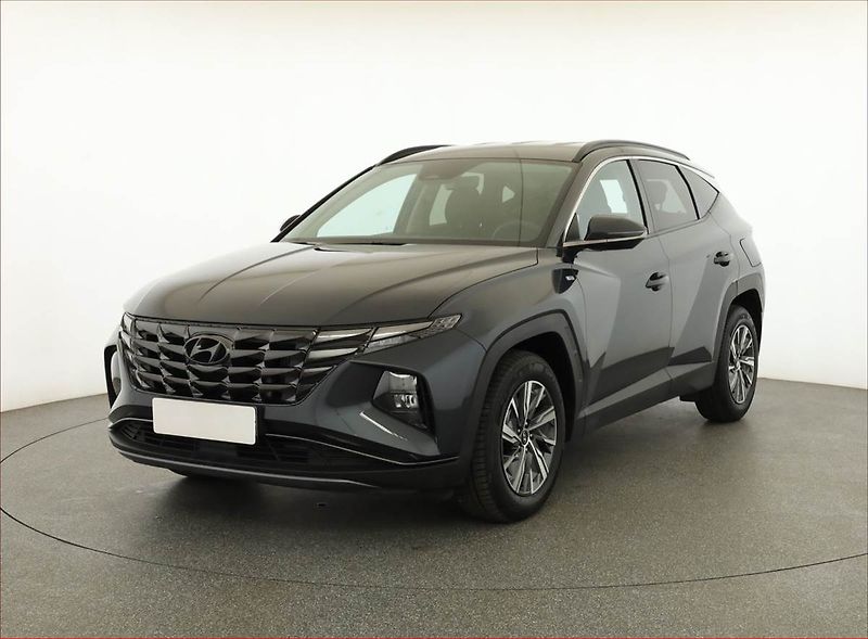 Hyundai Tucson (2022) 1.6 T-GDI 48V MHEV, MHEV - fotka 2 z 20