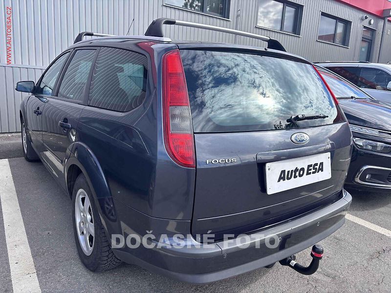 Ford Focus (2007) 1.6 i, ČR, autoAC, temp - fotka 2 z 3