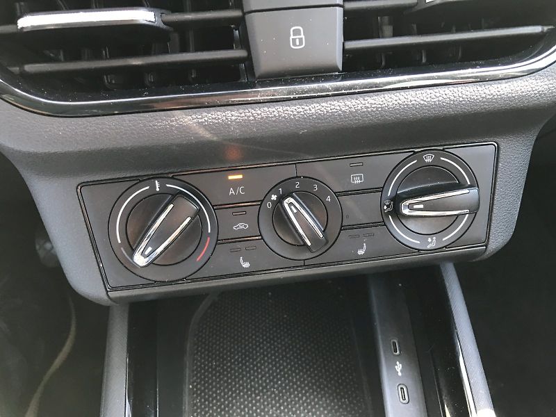 Škoda Scala (2022) 1.0 TSI / 81 kW / 6MP / Ambiti - fotka 10 z 24