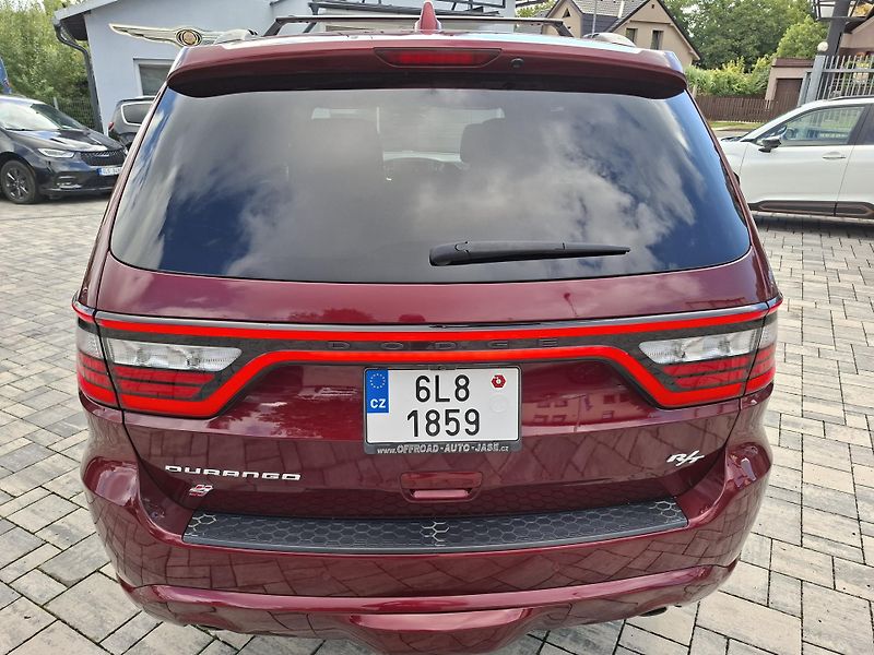 Dodge Durango (2019) 5,7L HEMI 4x4,7míst,tažné,LPG - fotka 14 z 45