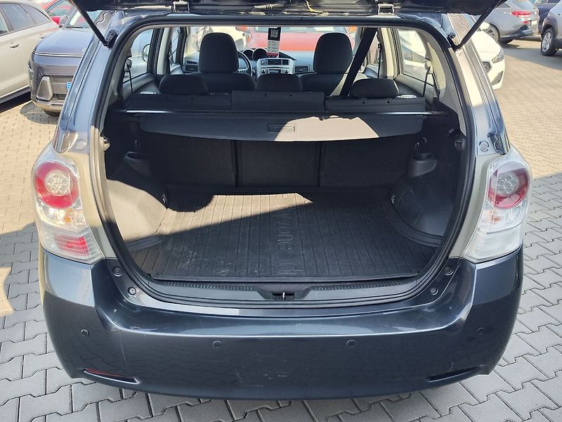 Toyota Verso 1.8 VVT-i / 108kW - fotka 9 z 25