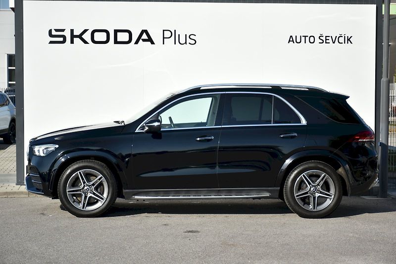 Mercedes-Benz GLE (2021) AMG PAKET 300D - fotka 3 z 34
