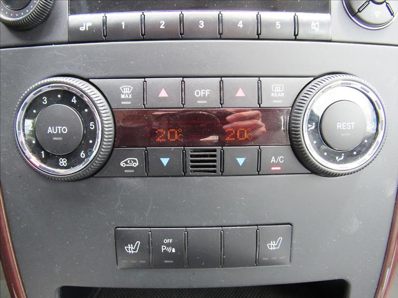 Mercedes-Benz Třídy A 1,5 A150 Elegance 70KW - fotka 17 z 26