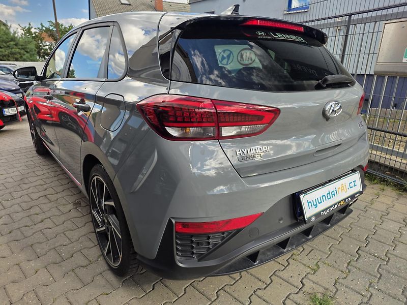 Hyundai i30 1.5-N-LINE-TOP STAV-AUTOMAT - fotka 8 z 21
