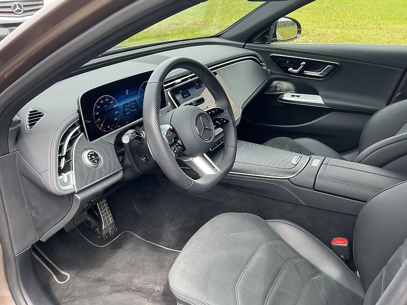 Mercedes-Benz Třídy E 450 d AMG 4MATIC - fotka 11 z 27