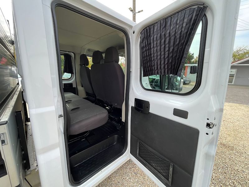 Citroën Jumper 2.2bHDi 103kW*CZ*7.MÍST*CarPla - fotka 19 z 42