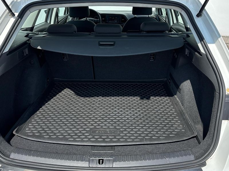 Seat Leon Reference - fotka 10 z 24