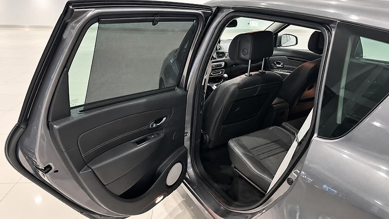 Renault Scénic (2014) - fotka 20 z 20