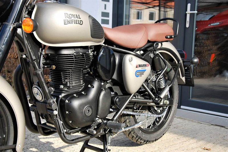 Royal Enfield Classic 350 (2026) GREY - fotka 14 z 25