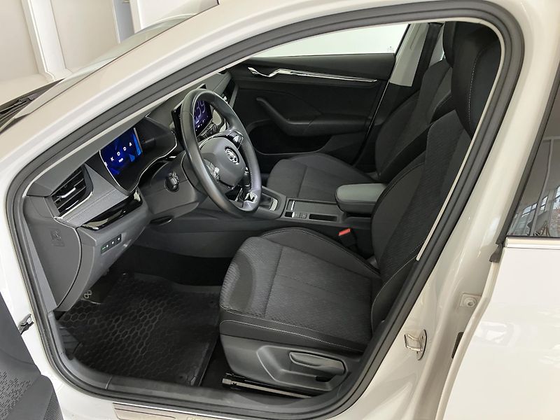 Škoda Octavia 1.5 TSI 110kW Style Combi MT6 - fotka 13 z 34