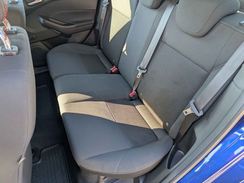 Ford Focus (2017) 1.0 EB, ČR, AC, výhřev sed. - fotka 10 z 18
