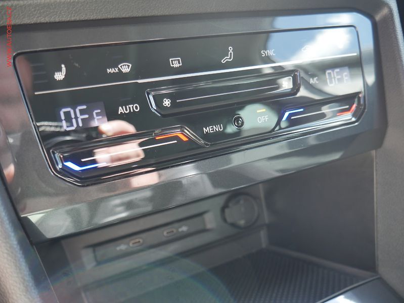 Volkswagen Tiguan (2021) 1.5 TSi, 1.maj,ČR, Life, LED - fotka 17 z 26