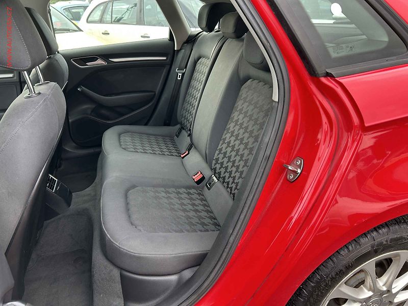 Audi A3 (2015) 1.2TFSi, 2.maj,ČR, autoAC - fotka 10 z 15