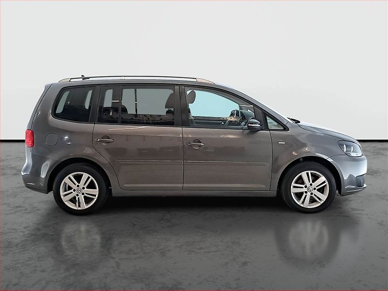 Volkswagen Touran (2012) 1.6 TDI, Navi, Tempomat - fotka 6 z 21