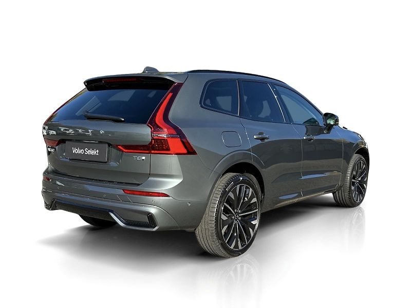 Volvo XC60 T8 AWD ULTRA DARK / B&W VZDUCH - fotka 5 z 57