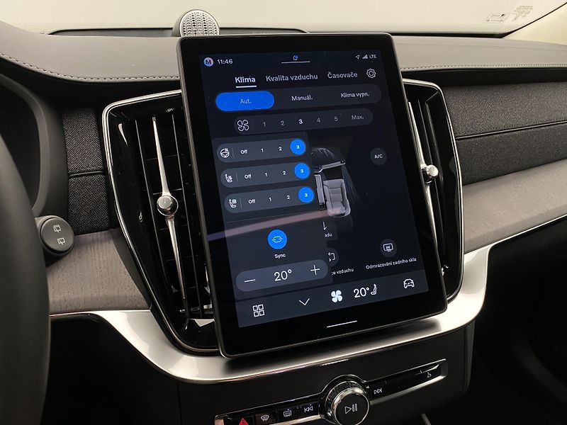 Volvo XC90 (2026) T8 AWD Plug-in DARK ULTRA - fotka 45 z 75