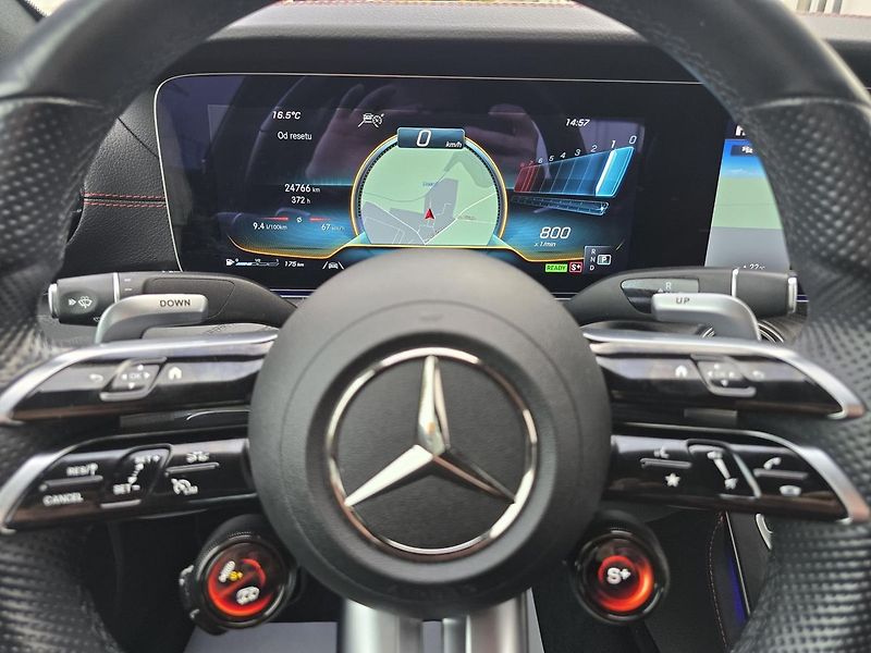 Mercedes-Benz Třídy E E53 AMG 4MATIC+ 360°CAM PANOR. - fotka 32 z 65