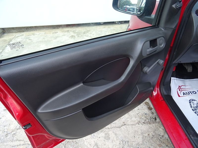 Fiat Panda (2010) 1.1i,NovéČR,s.kniha - fotka 15 z 19