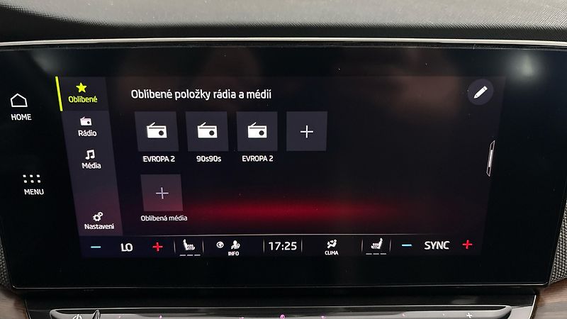 Škoda Octavia 2.0 TDI DSG 4x4 Scout Combi - fotka 11 z 28