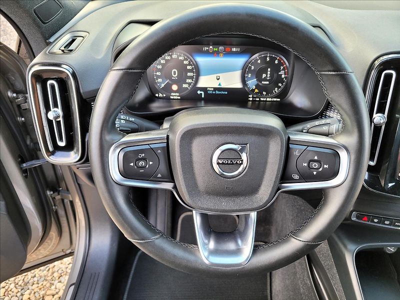 Volvo XC40 T4 PHEV R-design kůže,kůže - fotka 21 z 49