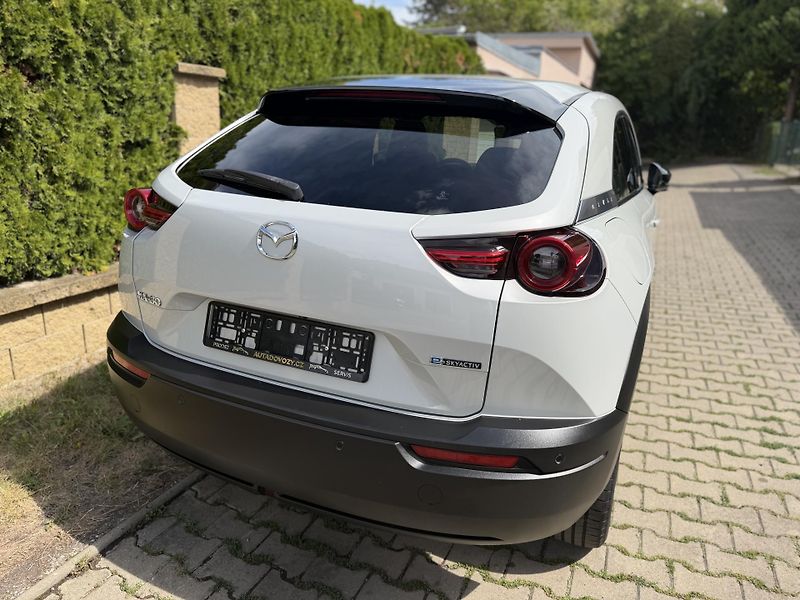 Mazda MX-30 (2021) EXLUSIVE-NAVI-KÚŽE-ČERPADLO- - fotka 5 z 26