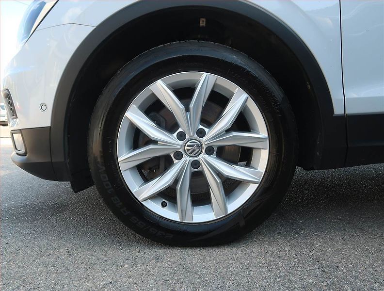 Volkswagen Tiguan Allspace (2018) 2.0 TDI, 4X4, Automat - fotka 15 z 21