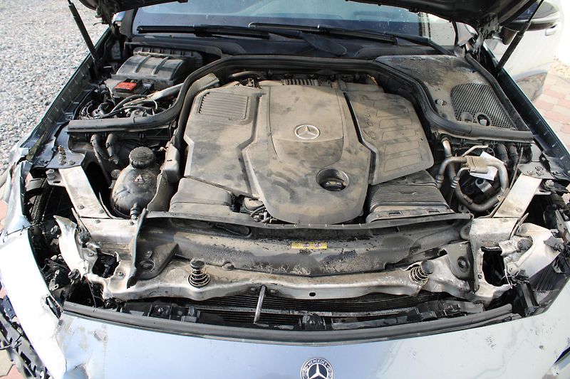Mercedes-Benz CLS 400d 4MATIC*AMG*Burmester* - fotka 26 z 31